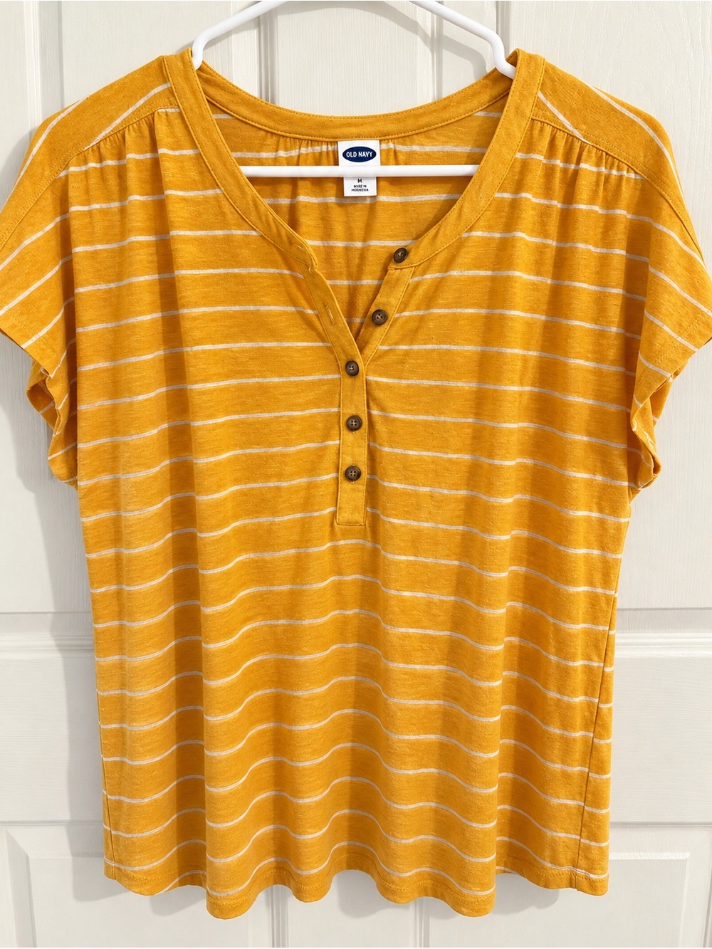 Old Navy Mustard Yellow Striped Henley Tee XL
